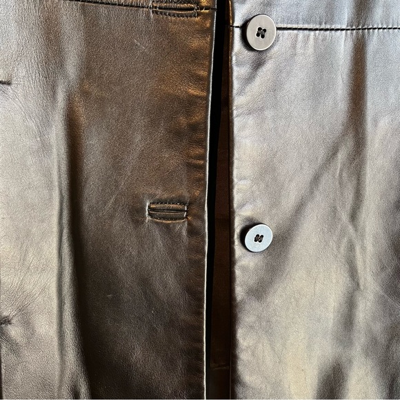 Danier Genuine Leather Jacket size 8-10 - Picture 2 of 5